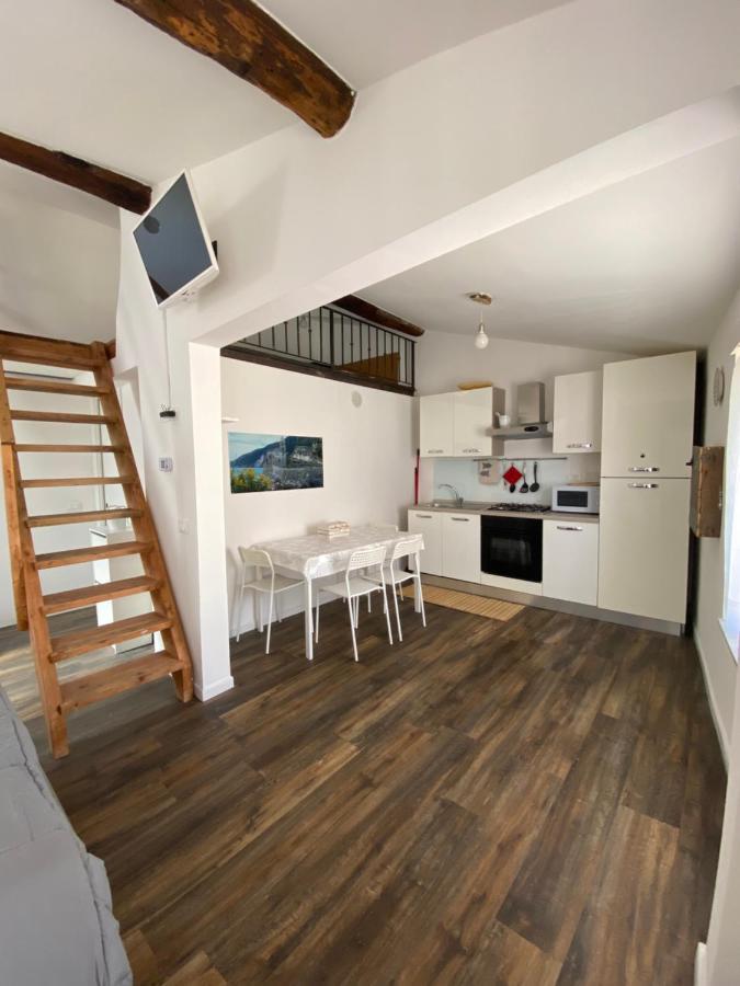 Apartamento Vacanza Maestrale 11 *